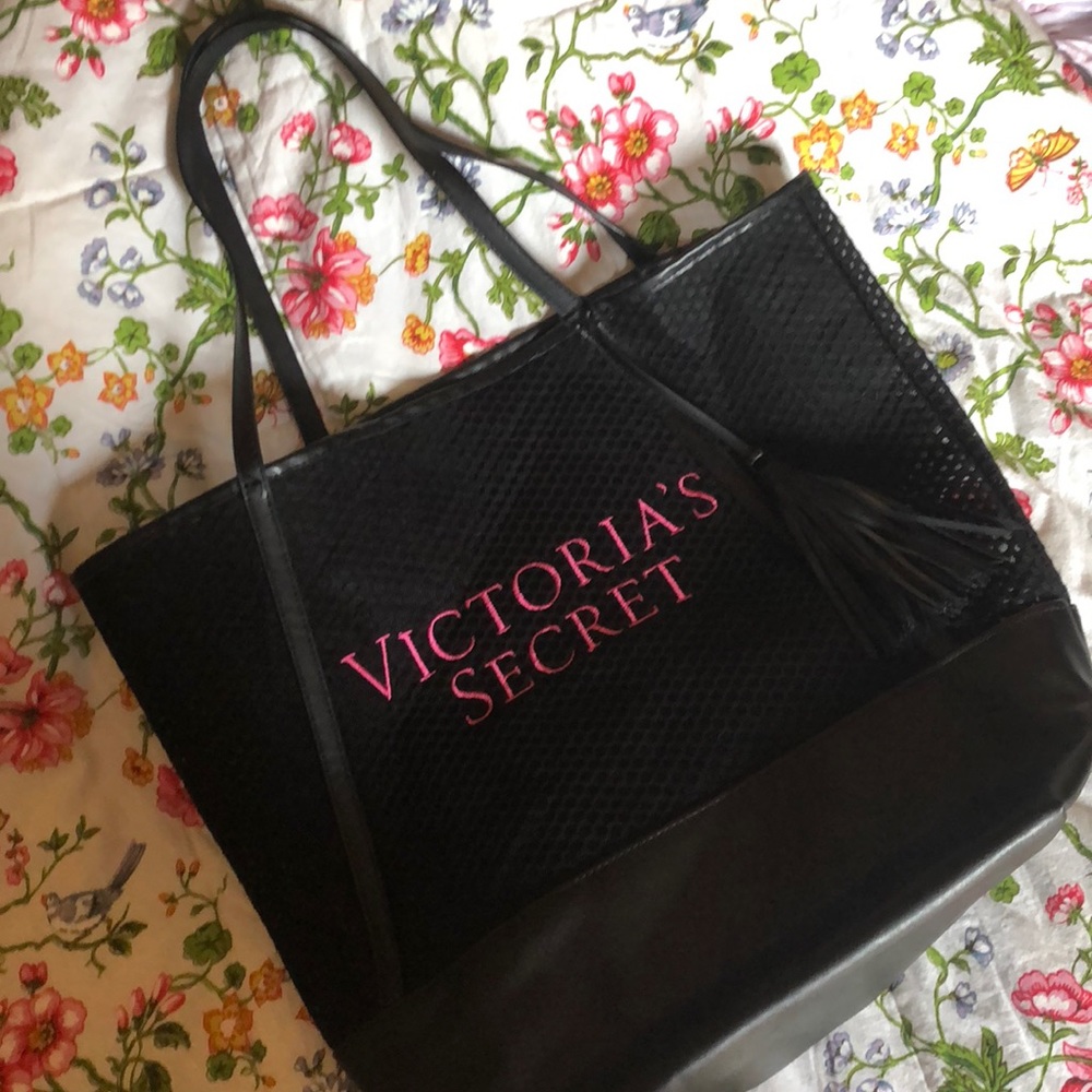 VS mesh beach tote